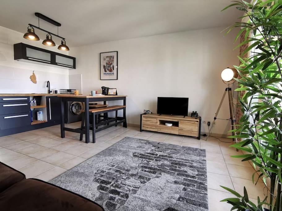Appartement T2 A 5 Min De La Mer, 2 Lits *